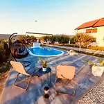 Dalia * Bihać