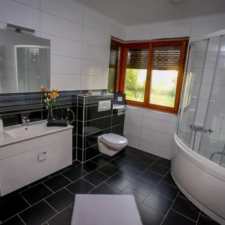 Una Dalia Villa Bihac