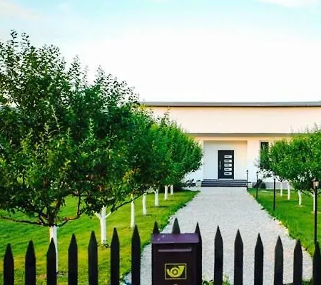 Una Dalia Villa